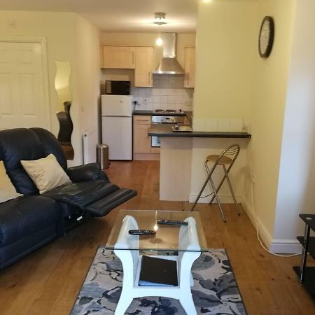 Metrolets 2 Apartment Luton  Bagian luar foto