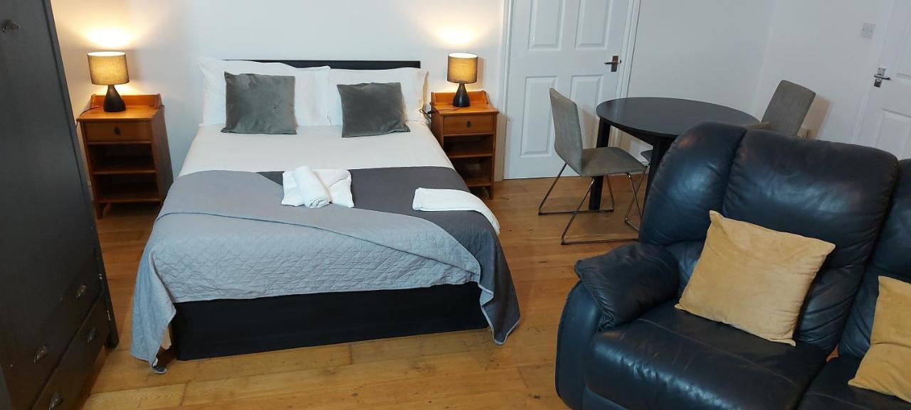 Metrolets 2 Apartment Luton  Bagian luar foto