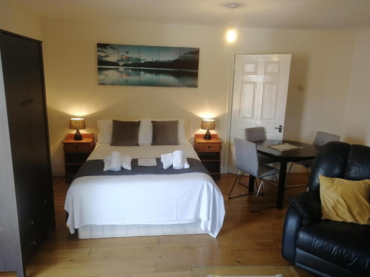 Metrolets 2 Apartment Luton  Bagian luar foto